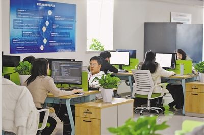 奮楫篤行啟新局 以信息技術(shù)賦能寧夏黃河流域生態(tài)保護與高質(zhì)量發(fā)展先行區(qū)建設(shè)